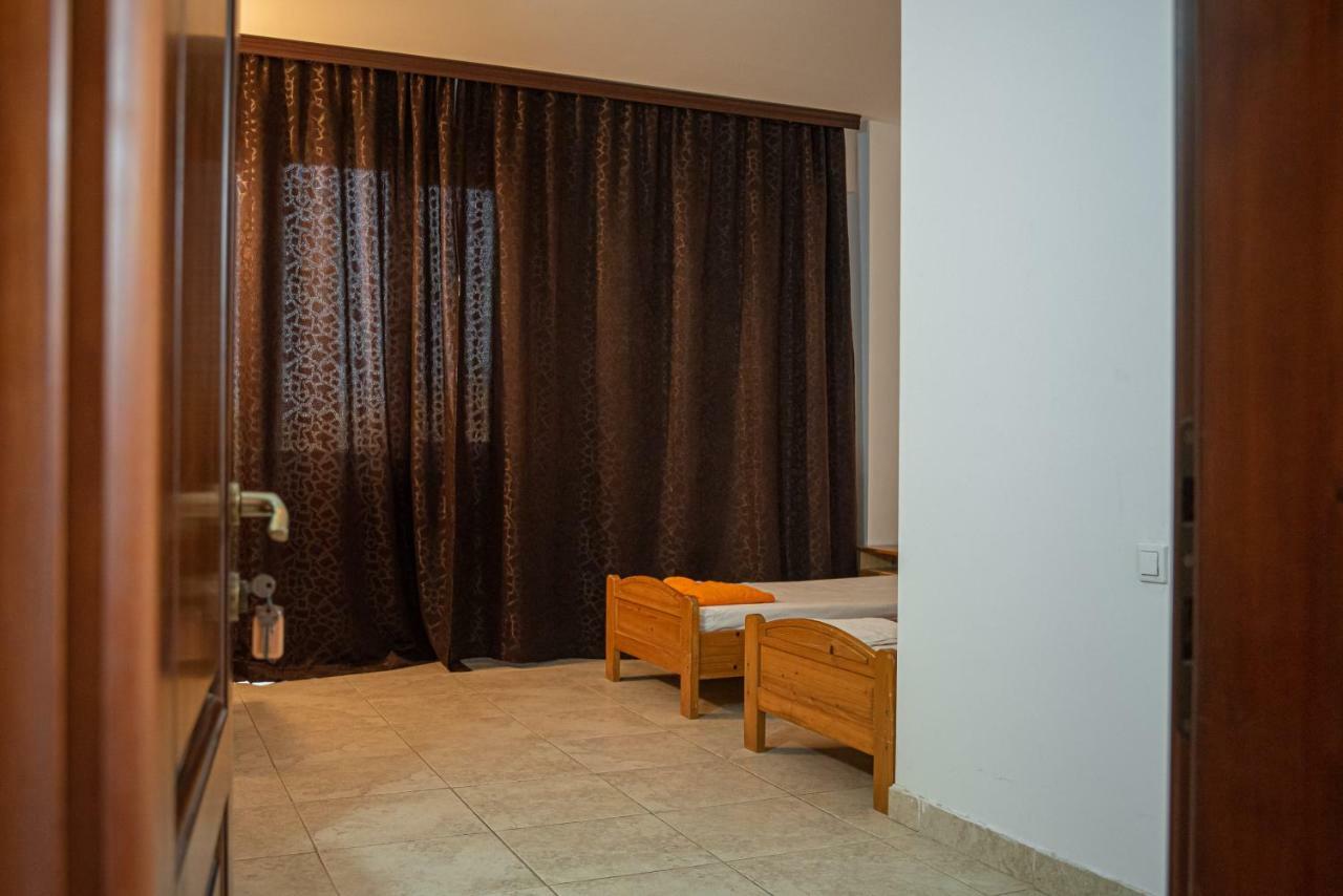 Hotel La Papu Si Maia à Eforie Sud  Extérieur photo